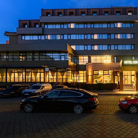 Hotel Central Pascani Bagian luar foto